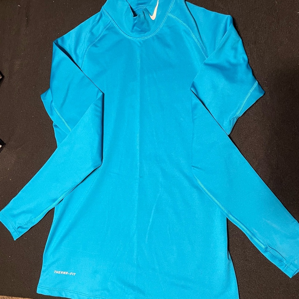 *Like New* Nike Pro Combat Dri-FIT Fitted Long Sleeve Therma-Fit Shirt